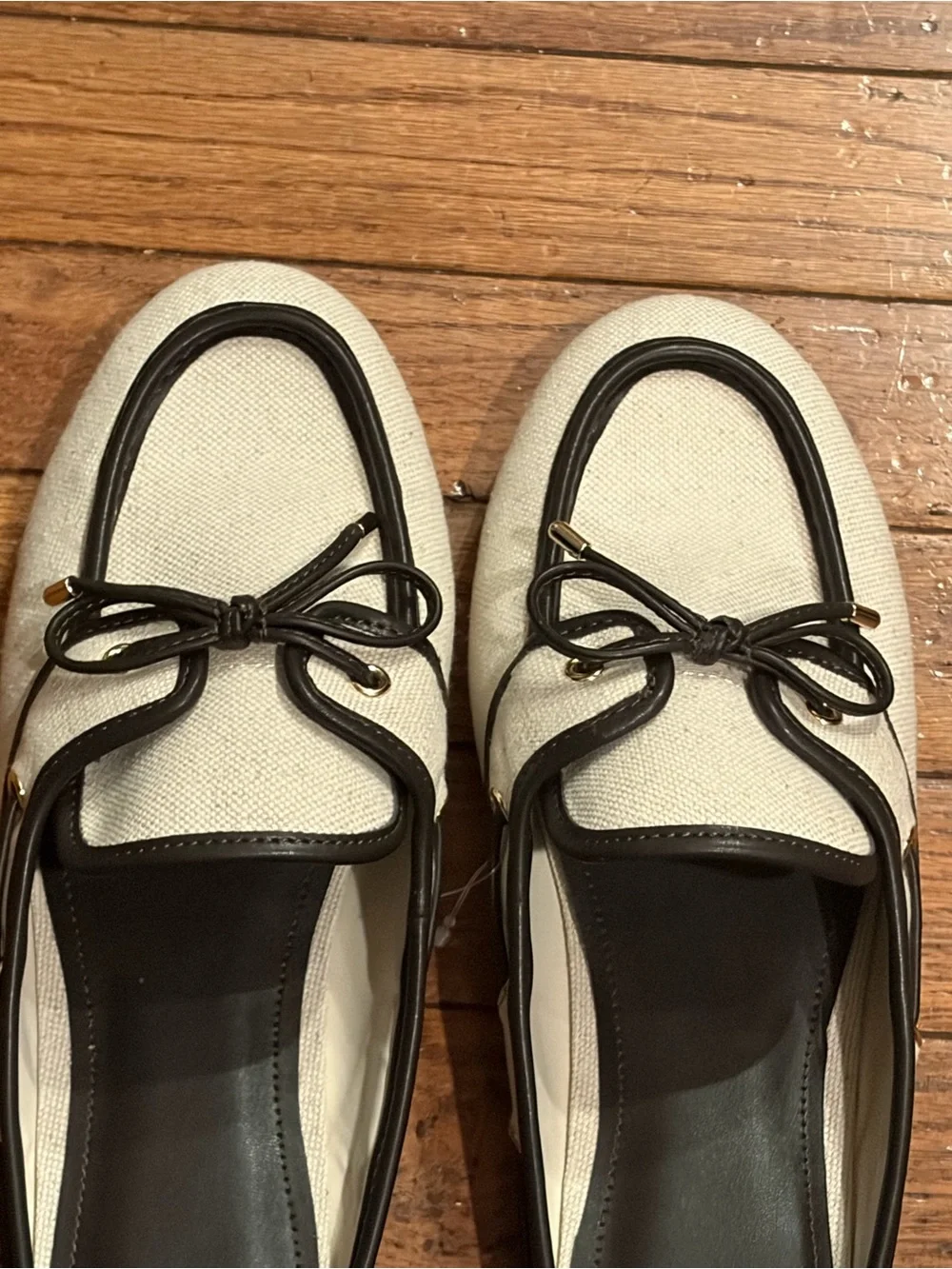 H&M Cream Canvas Loafers with Dark Brown Trim and Bow size 8 NEW 8